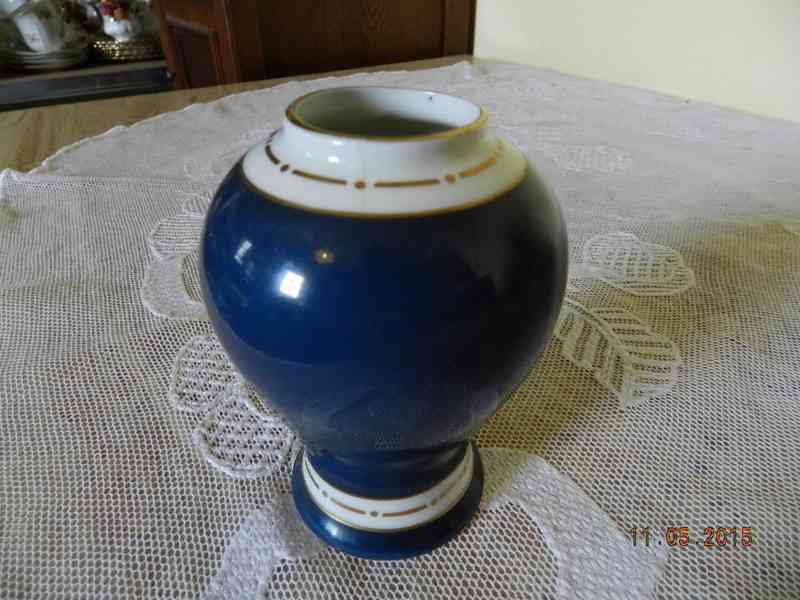 Stará malovaná porcelánová váza - ROYAL AUSTRIA - foto 6