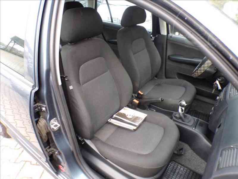 Škoda Fabia 1,4 16V KLIMA,TAŽ.ZAŘ. - foto 13