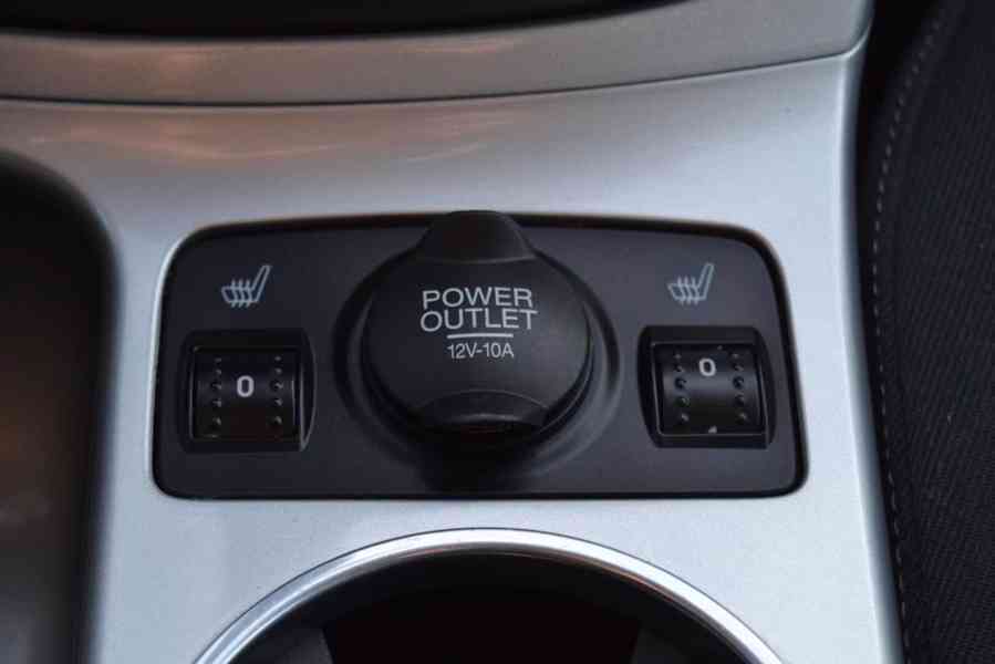 Ford Grand C-Max 1.6i 16V 92kW Titanium - foto 16