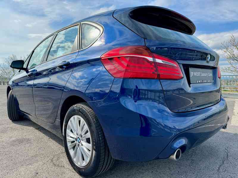 BMW 218d Automat,LED,KeyLess,Navi,Vyhř.Sedačky,El. kufr,zimK - foto 1