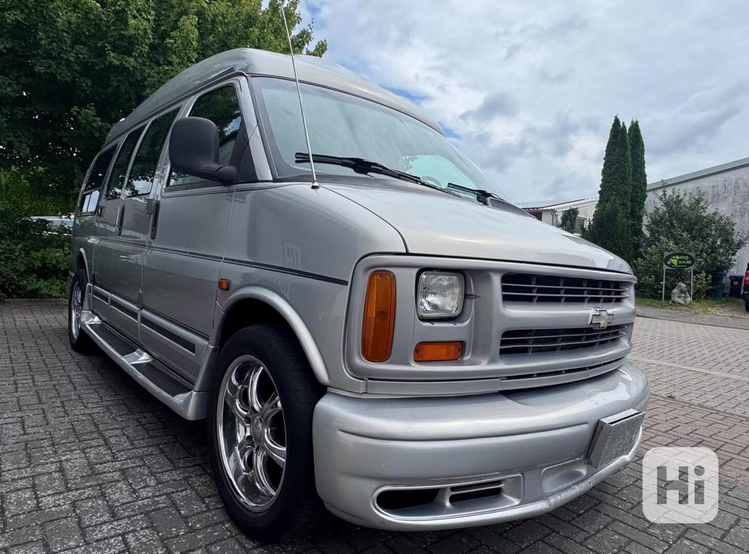 Chevrolet G 20 Van 5.7 Vortec benzín 180kw - foto 1
