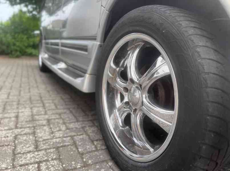 Chevrolet G 20 Van 5.7 Vortec benzín 180kw - foto 19