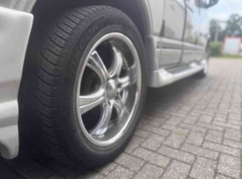 Chevrolet G 20 Van 5.7 Vortec benzín 180kw - foto 17