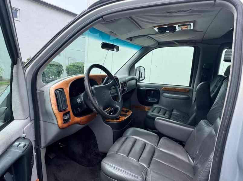 Chevrolet G 20 Van 5.7 Vortec benzín 180kw - foto 10