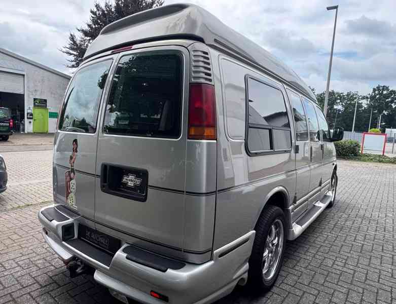 Chevrolet G 20 Van 5.7 Vortec benzín 180kw - foto 8