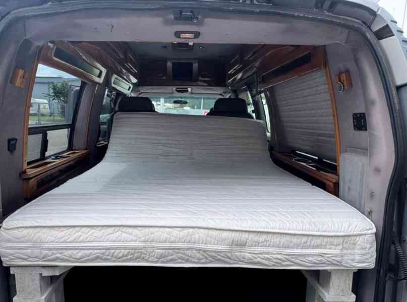 Chevrolet G 20 Van 5.7 Vortec benzín 180kw - foto 13