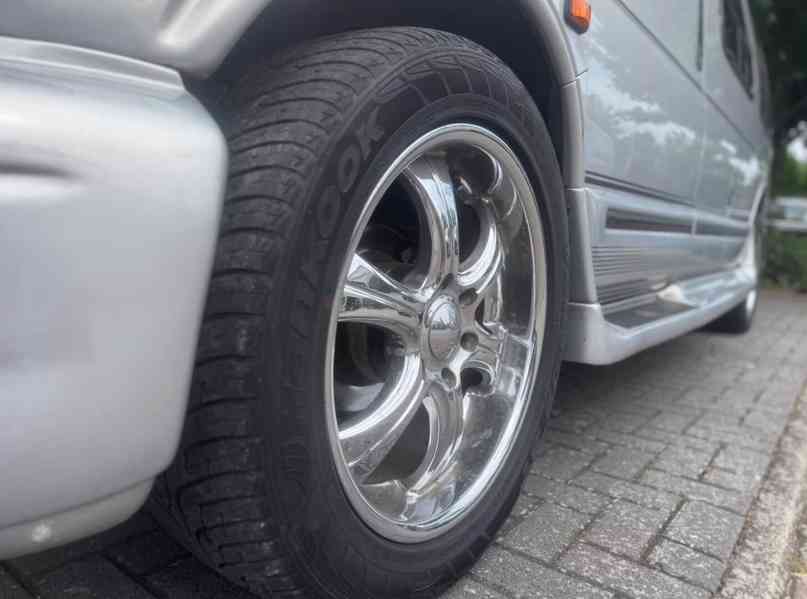 Chevrolet G 20 Van 5.7 Vortec benzín 180kw - foto 15