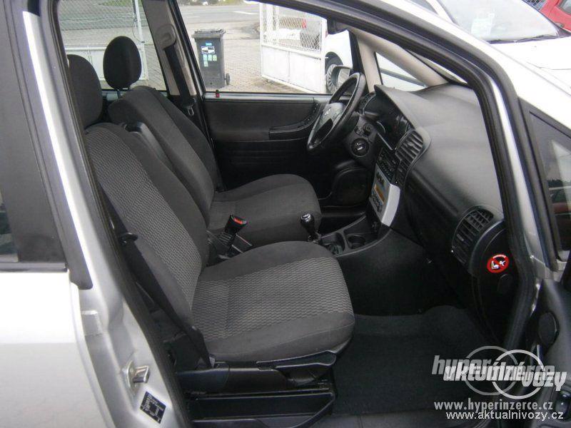 Opel Zafira 1.8, benzín, vyrobeno 2003, el. okna, STK, centrál, klima - foto 10
