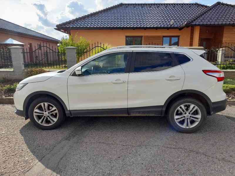 Nissan Qashqai 2,0   Nissan Qashqai - foto 5