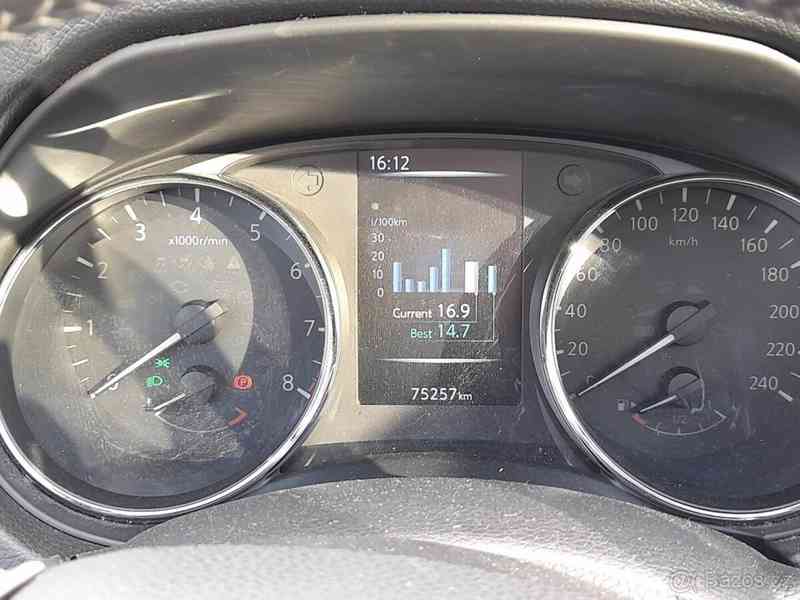 Nissan Qashqai 2,0   Nissan Qashqai - foto 3