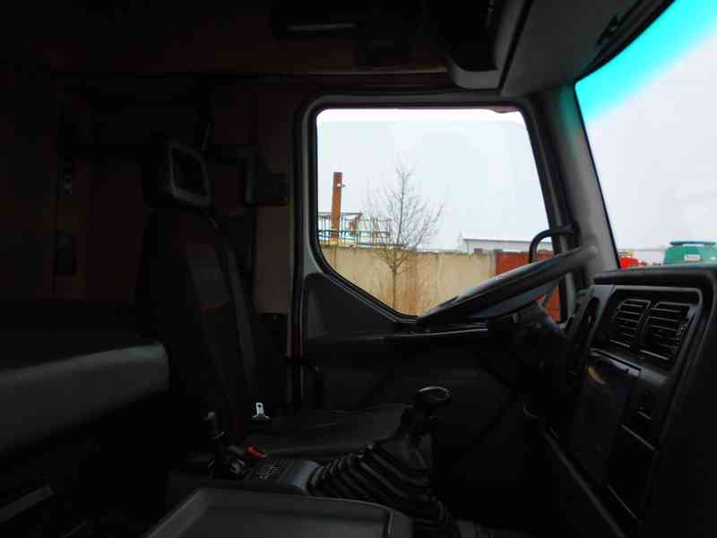 RENAULT PREMIUM R420.19T 4x2 - foto 22