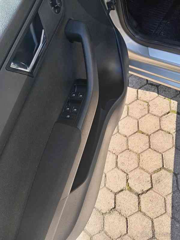 Škoda Fabia 1,4   III - foto 6