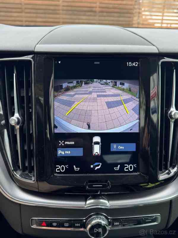 Volvo XC60 2,0   D4 2020 - foto 4