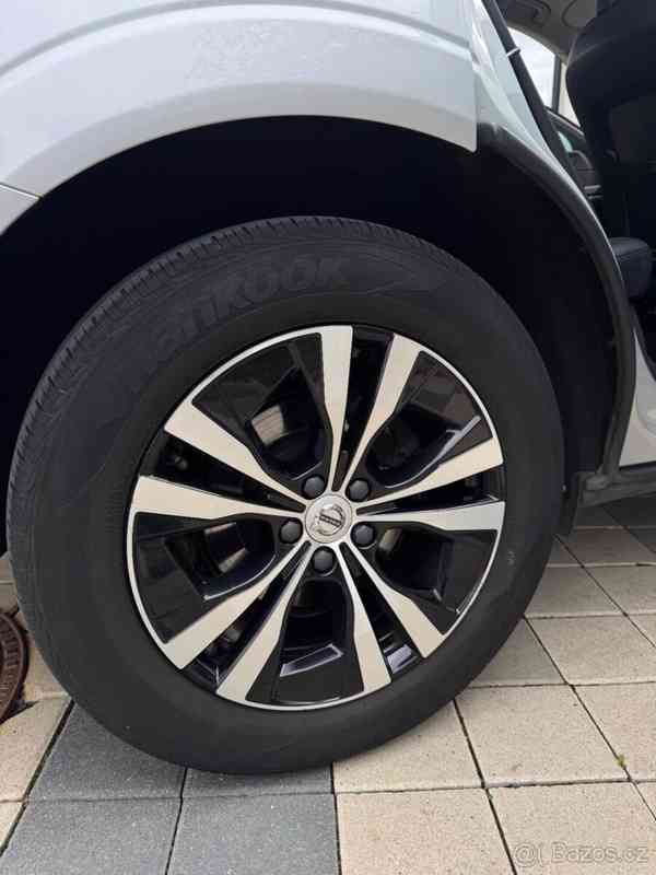 Volvo XC60 2,0   D4 2020 - foto 12