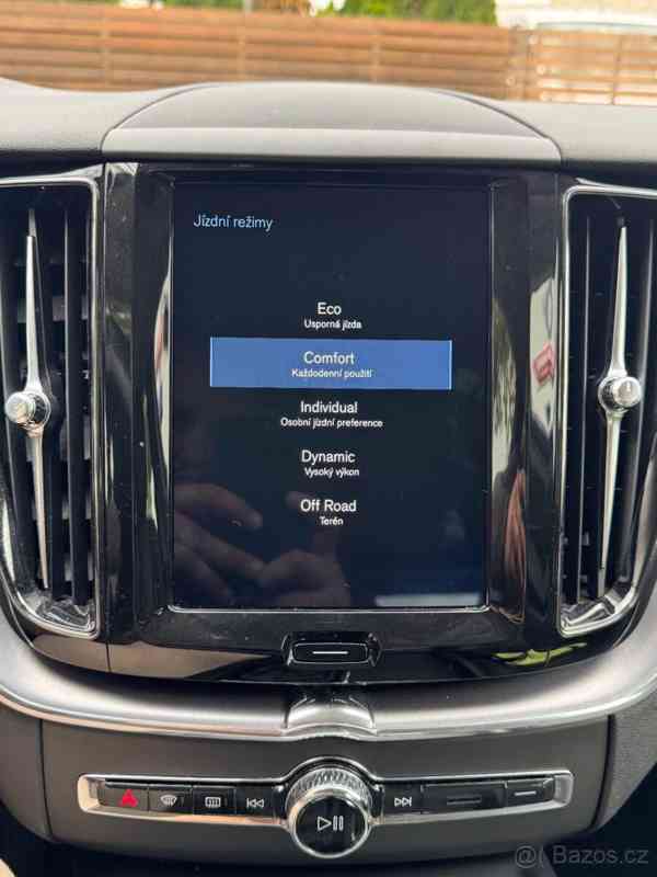 Volvo XC60 2,0   D4 2020 - foto 5