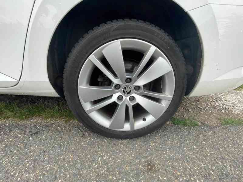 Škoda Superb 2,0   3, 4x4 - foto 4