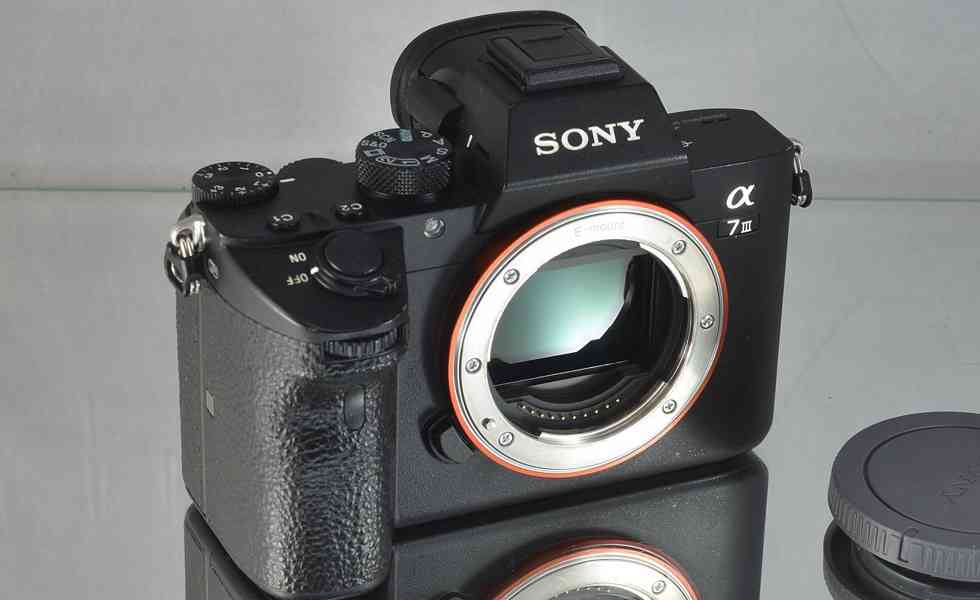 Sony Alpha7 III *Fullframe *UHD 4K*WIFI* 47000 Exp - foto 5