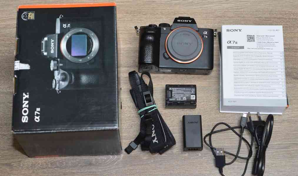 Sony Alpha7 III *Fullframe *UHD 4K*WIFI* 47000 Exp - foto 3