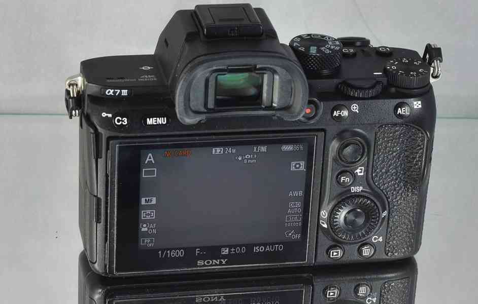 Sony Alpha7 III *Fullframe *UHD 4K*WIFI* 47000 Exp - foto 6