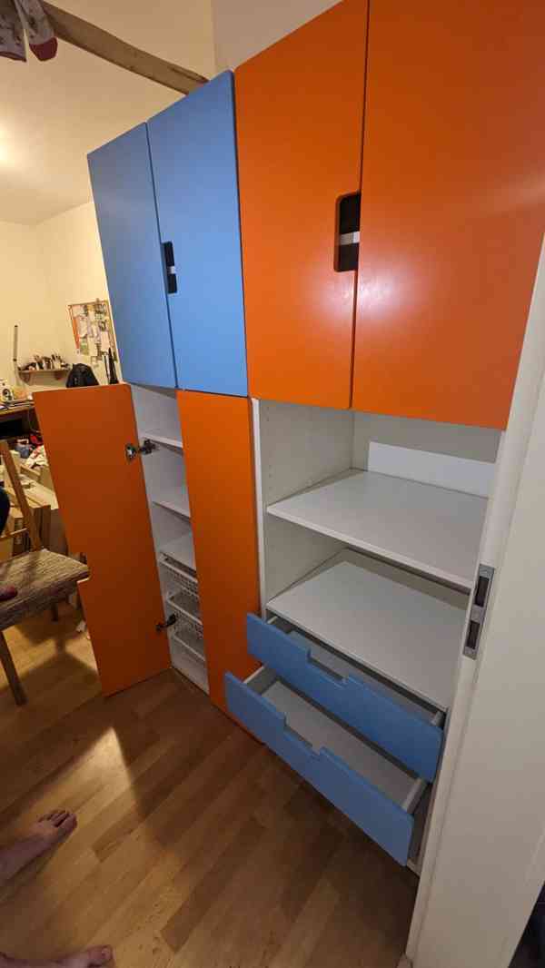Ikea dětská skříň - foto 1