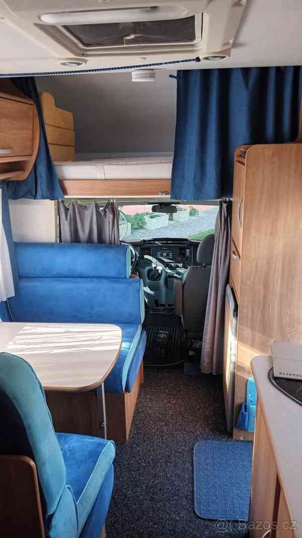 Ford 2,2   Obytný vůz Ford - foto 9