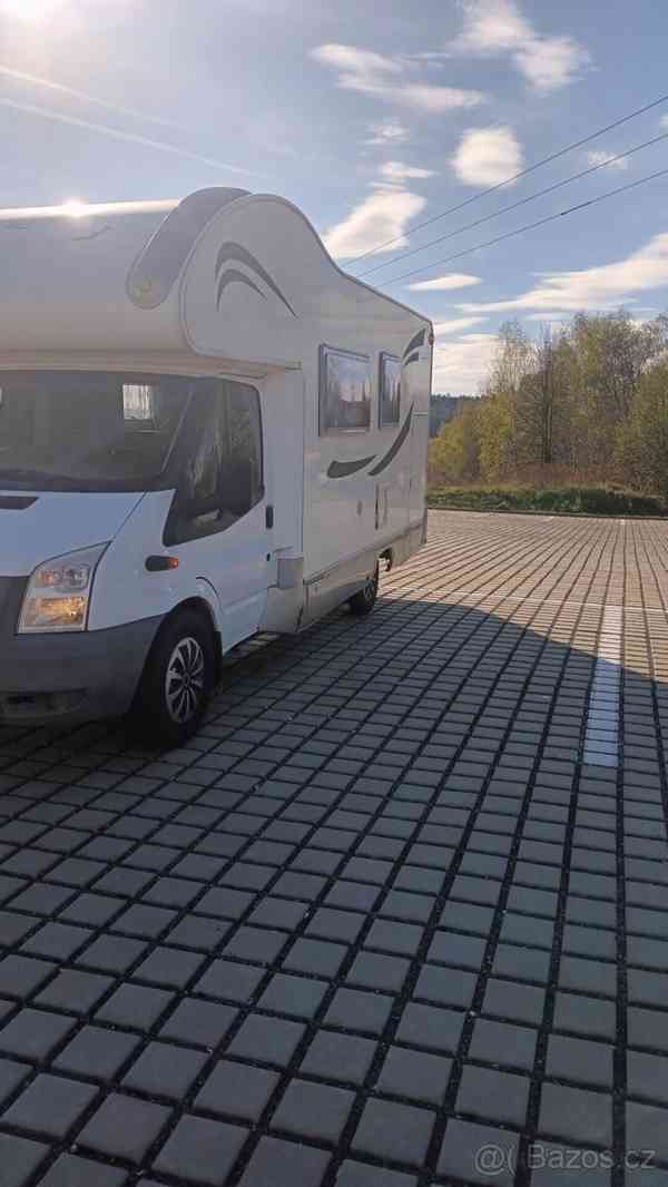 Ford 2,2   Obytný vůz Ford - foto 4