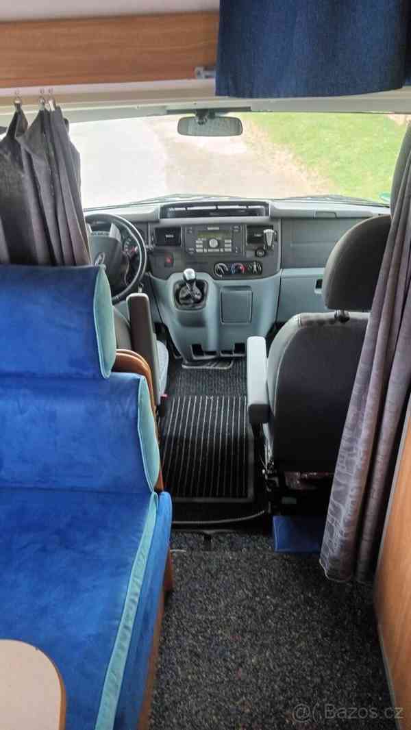 Ford 2,2   Obytný vůz Ford - foto 14