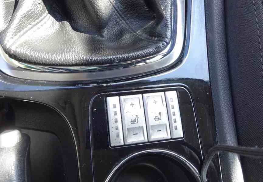 Ford Mondeo 2.2 TDCI Combi r.v.2009 (129 kw) Koupeno v ČR - foto 13