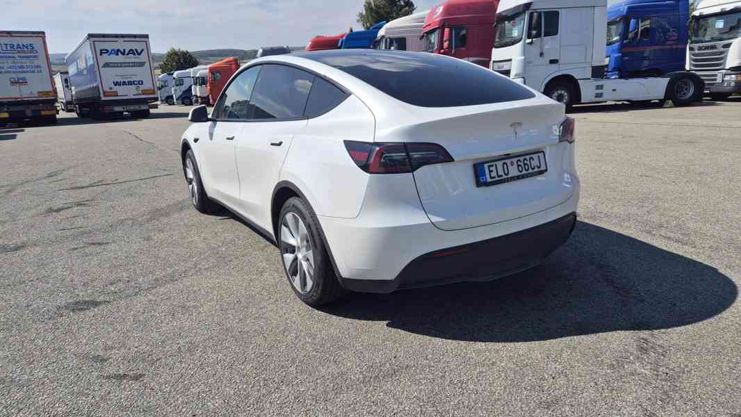 TESLA Model Y RWD Long Range - foto 8