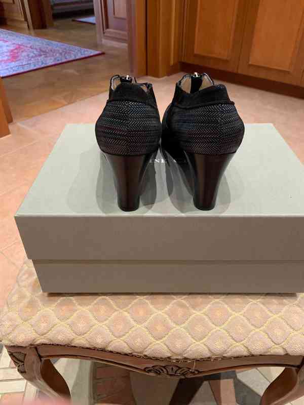 Nové dámské krásné celokožené jarní střevíce - foto 7