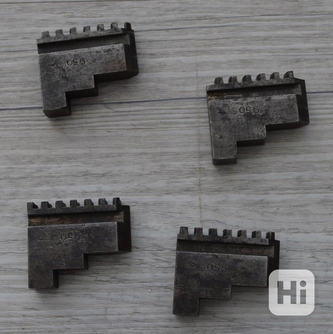 Příslušenství k soustruhu (čelisti pro sklíčidlo) - foto 1