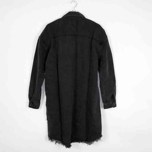 Missguided - Malé černé oversized džínové košilové šaty Veli - foto 9