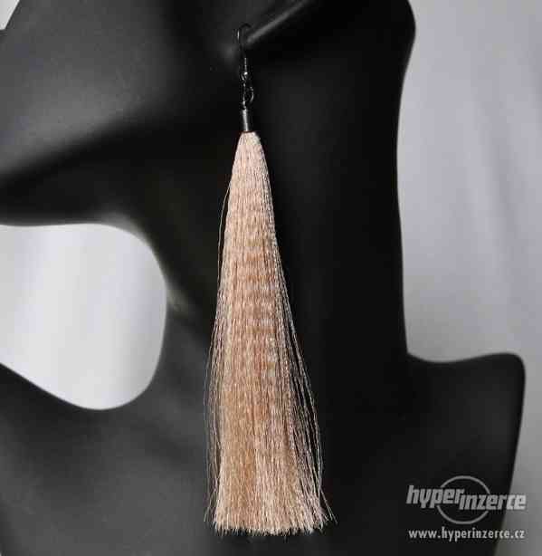 Třásňové náušnice na přání - foto 4