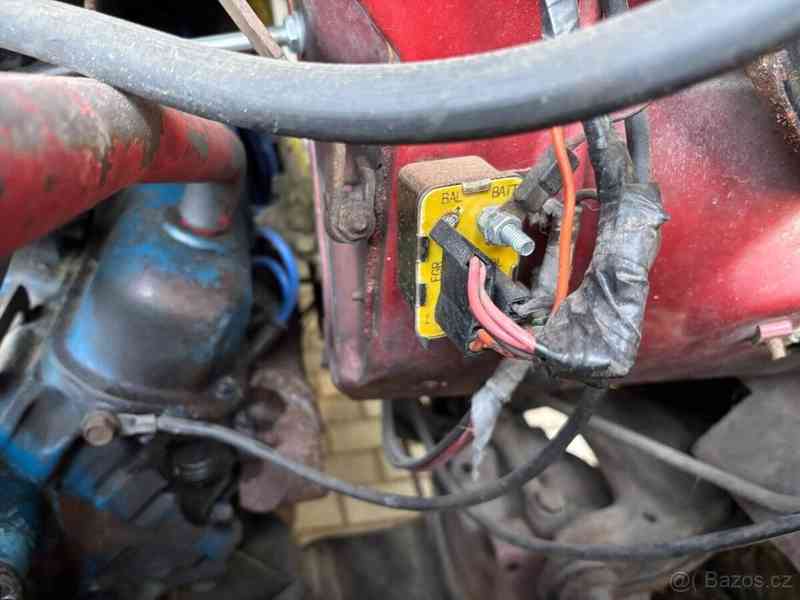 Dodge Ostatní 5,2   Van B300 - foto 8