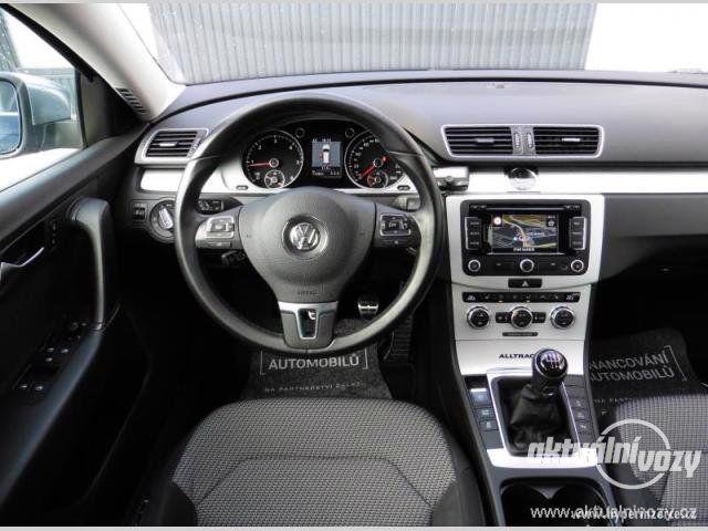 Volkswagen Passat 2.0, nafta, RV 2012, navigace - foto 3