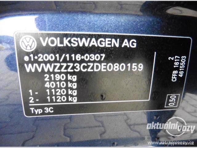Volkswagen Passat 2.0, nafta, RV 2012, navigace - foto 13