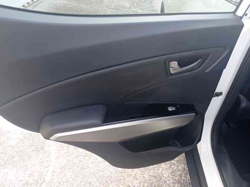 SsangYong Tivoli 1.6 e-XGi LPG/Kamera/1Maj - foto 12