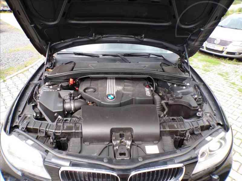 BMW 2,0 118D - foto 14
