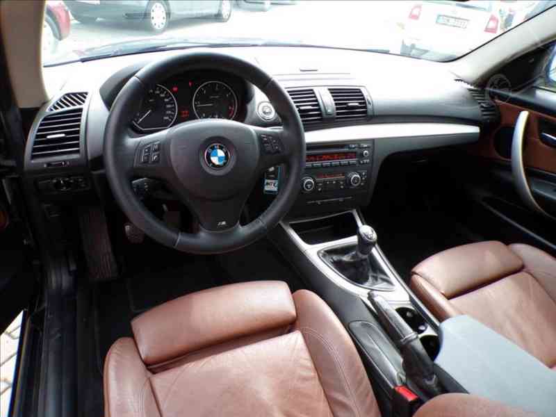 BMW 2,0 118D - foto 7