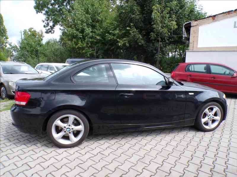 BMW 2,0 118D - foto 6