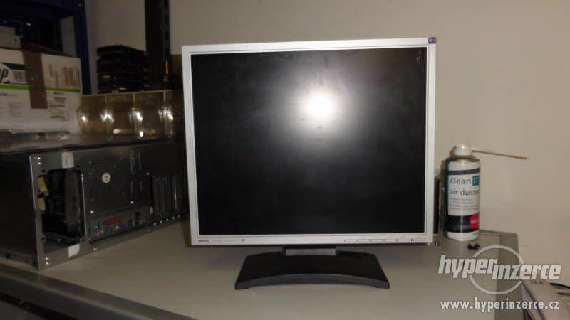 LCD 17" Benq FP73Q (Q7T5) - foto 1