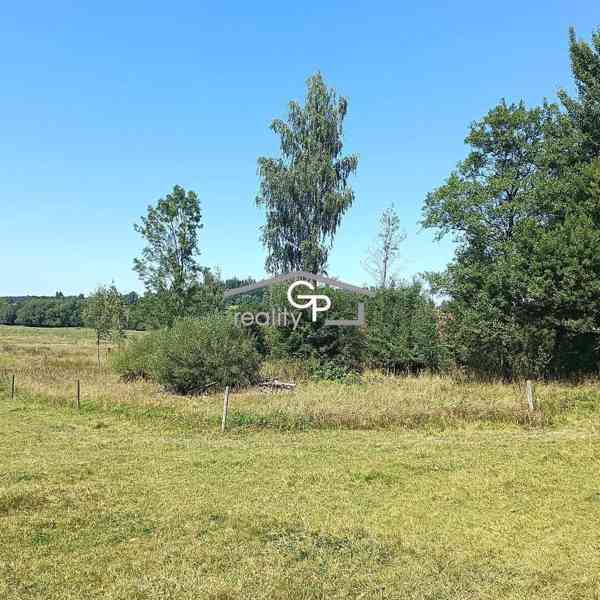 Stav. pozemek 1.586 m2 - Bohdalín, okr. Pelhřimov - foto 2