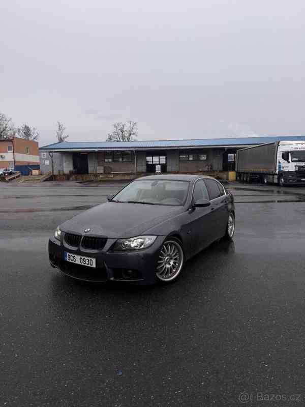 BMW Řada 3 3,0   e90 330i - foto 2