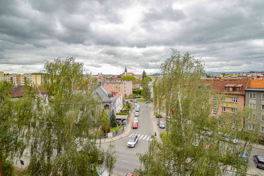 Prodej nízkonákladového bytu 3+1 s lodžií v Klatovech - foto 10