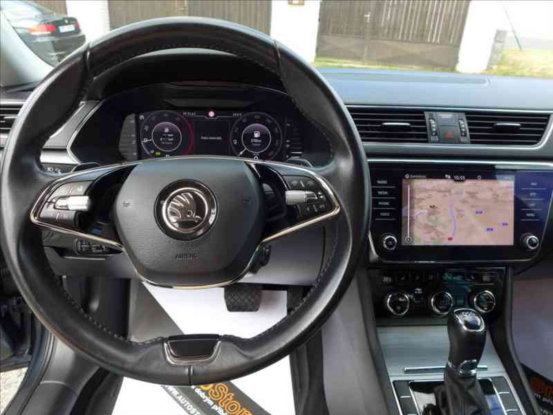 Škoda Superb 2,0 TDI LED VIRTUAL NAVI DPH - foto 7
