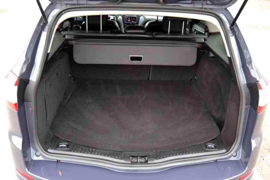 Ford Mondeo 2.0 TDCI 103kW Champions Edition kombi - foto 11