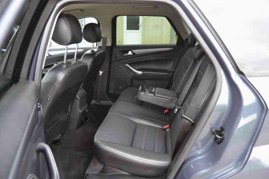 Ford Mondeo 2.0 TDCI 103kW Champions Edition kombi - foto 10