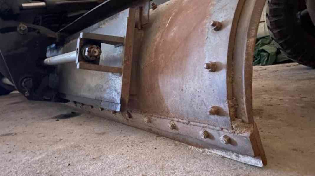 16t grejdr 6x6 XCMG GR215 rozrývák SPZ - foto 5