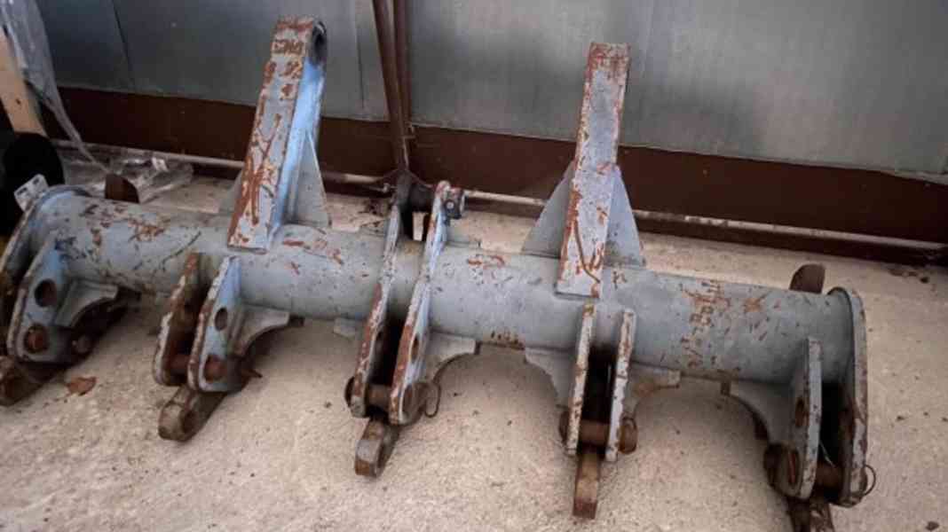 16t grejdr 6x6 XCMG GR215 rozrývák SPZ - foto 4