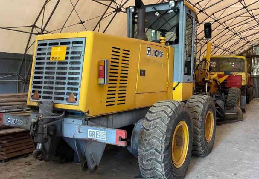 16t grejdr 6x6 XCMG GR215 rozrývák SPZ - foto 9